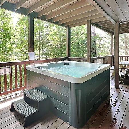 Above The Clouds, 4 Bedrooms, Pool Access, Private, Gaming, Sleeps 16 Gatlinburg Exteriér fotografie