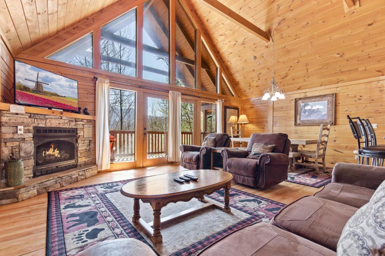 Above The Clouds, 4 Bedrooms, Pool Access, Private, Gaming, Sleeps 16 Gatlinburg Exteriér fotografie
