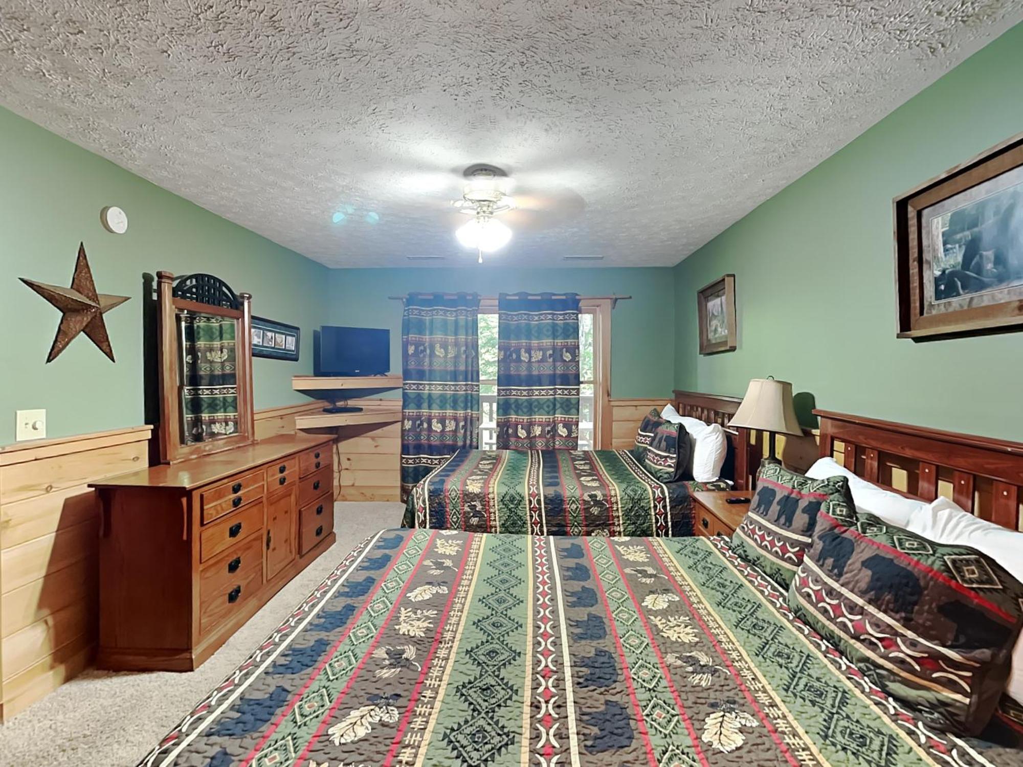 Above The Clouds, 4 Bedrooms, Pool Access, Private, Gaming, Sleeps 16 Gatlinburg Exteriér fotografie