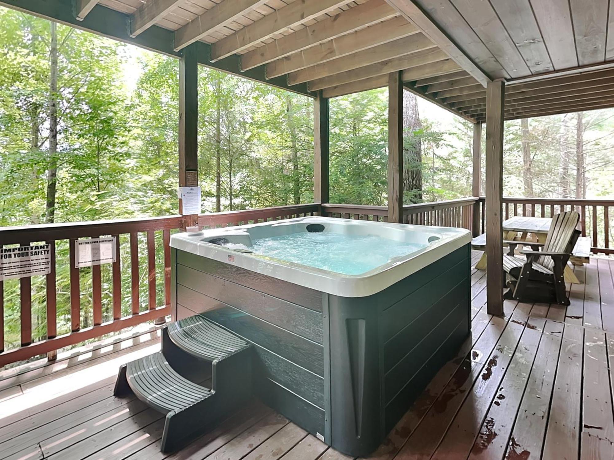 Above The Clouds, 4 Bedrooms, Pool Access, Private, Gaming, Sleeps 16 Gatlinburg Exteriér fotografie